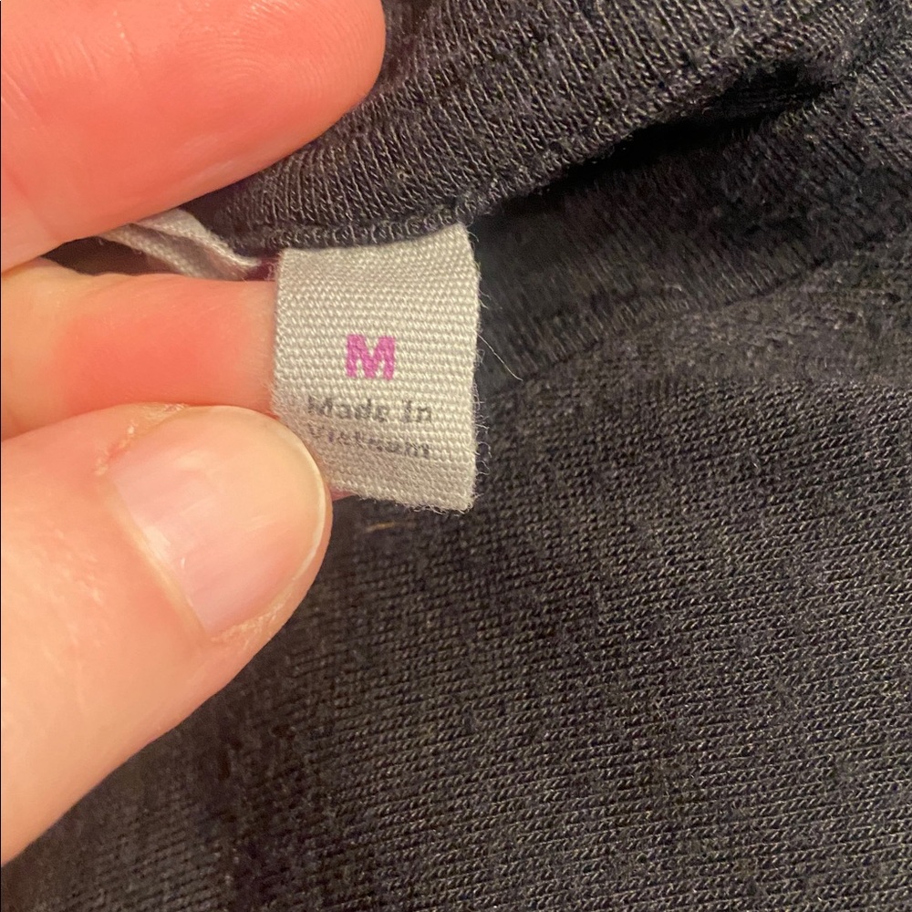 Athleta Black Threadlight Asymmetrical Short Slee… - image 7